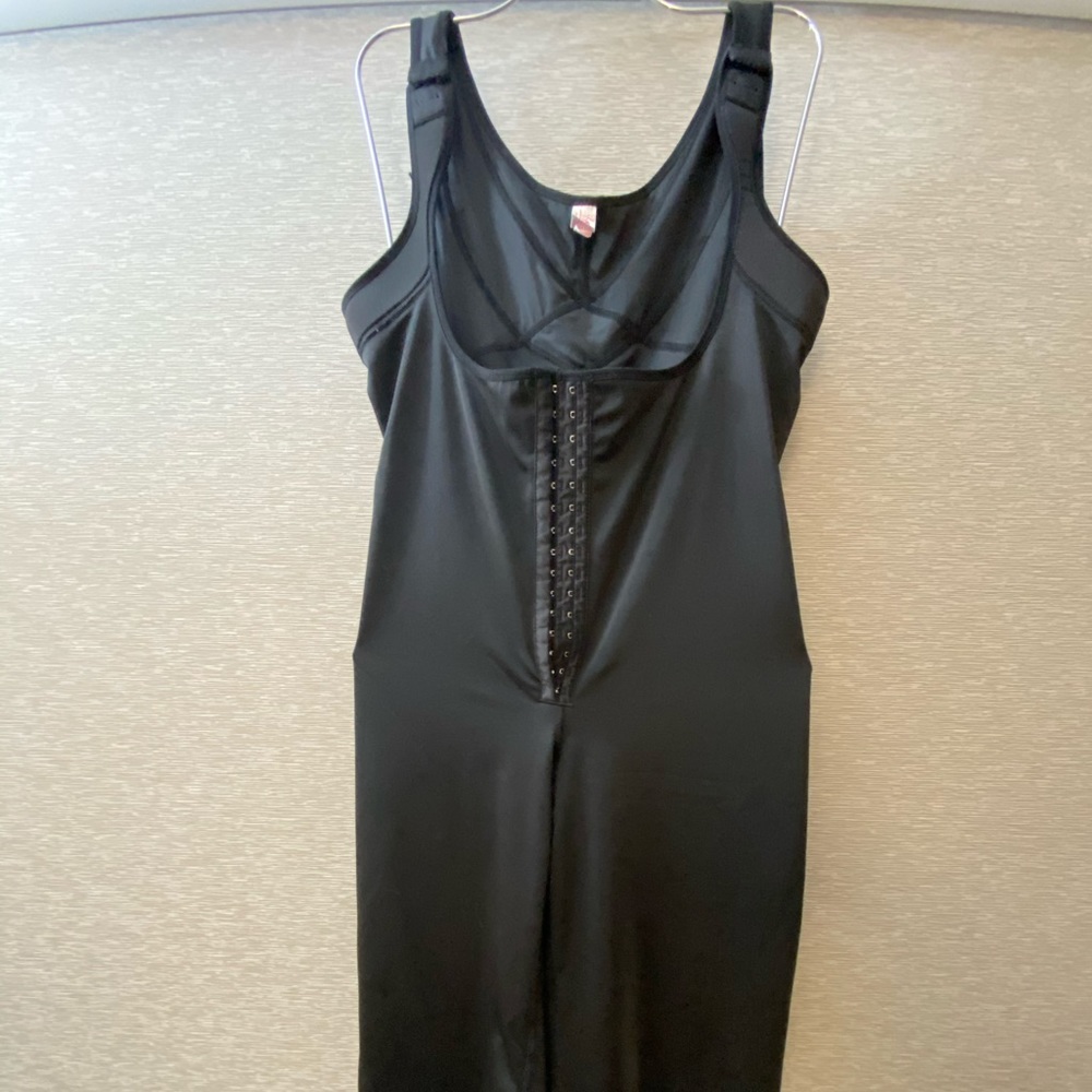 Post Surgery Compression Garment - image 1